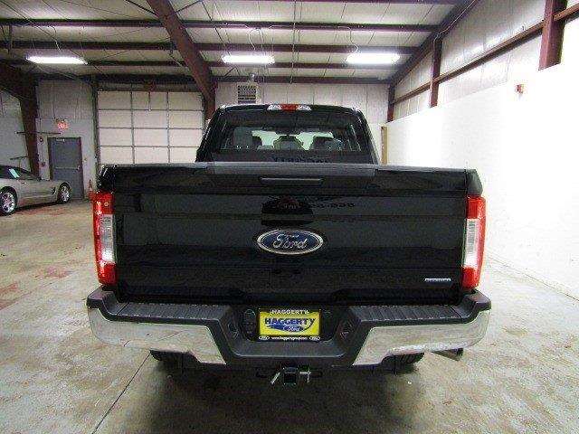 2017 Ford F-250 Super Duty XL Crew Cab 4WD V8